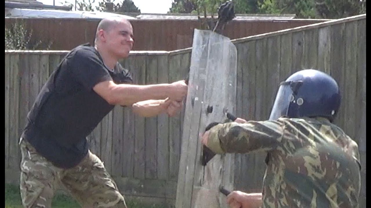 Flanged Mace VS Riot Shield