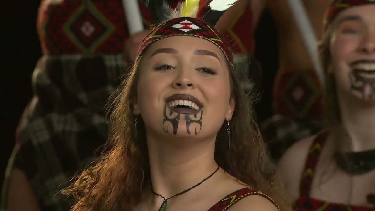 Te Maurea Whiritoi | Poi | 2022 | Kūmara Irikura