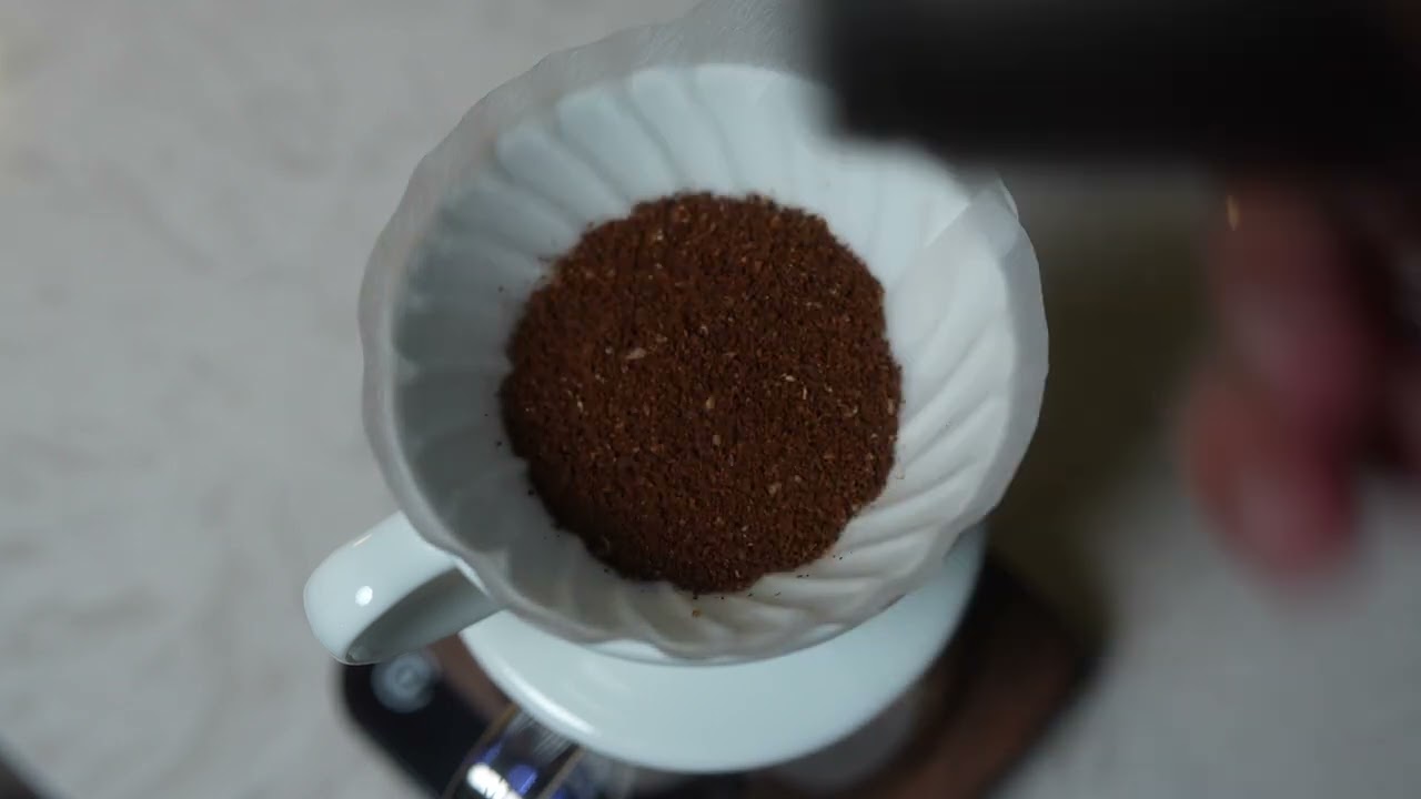 طريقة تحضير القهوة المقطره V60