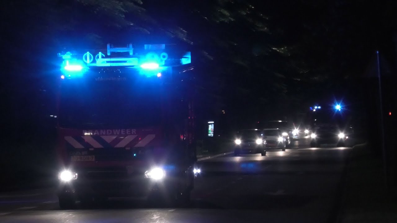 Hulpdiensten rukken groots uit naar dodelijk ongeval aan Holysingel in Vlaardingen