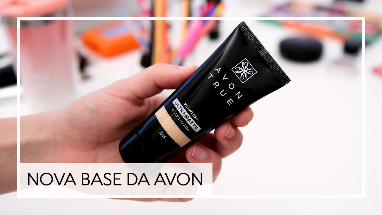 BASE FLAWLESS ULTRAMATTE AVON - KAREN BACHINI