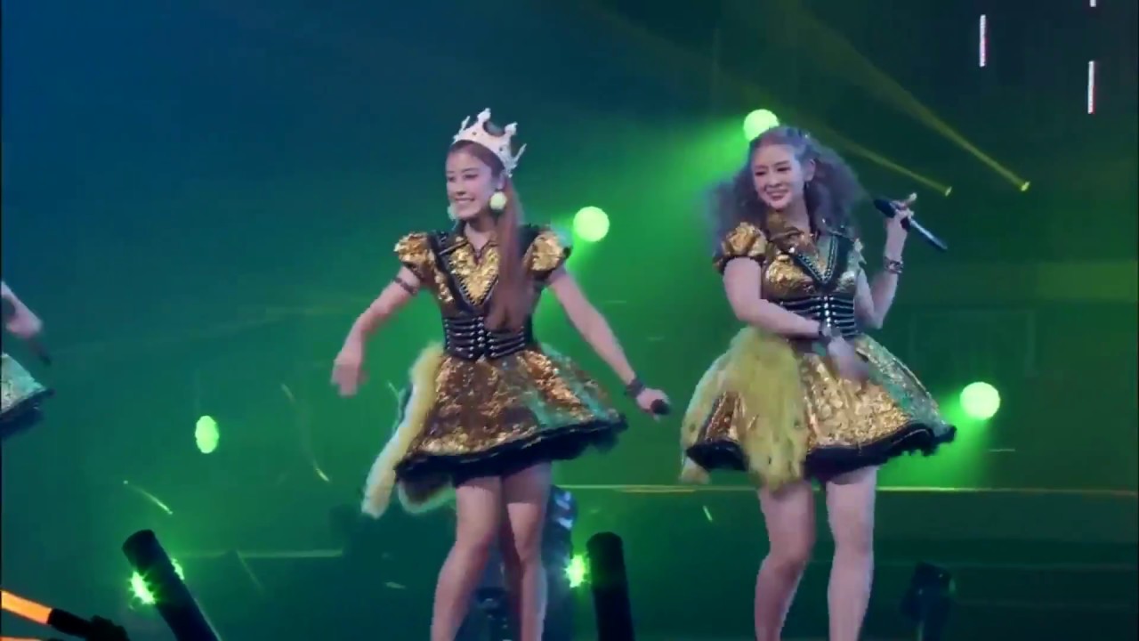 Berryz工房『BOMB BOMB JUMP／素肌ピチピチ／世の中薔薇色／夏わかめ／かっちょええ!／すっちゃかめっちゃか～』