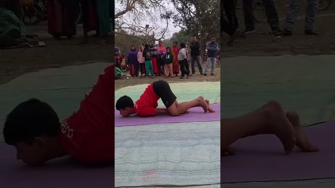 হাঁসখালি যোগ-ব্যায়াম প্রশিক্ষণ কেন্দ্রের আন্তঃবিভাগ প্রতিযোগিতায় দেবোত্তম এর যোগ ব্যায়াম উপস্থাপন