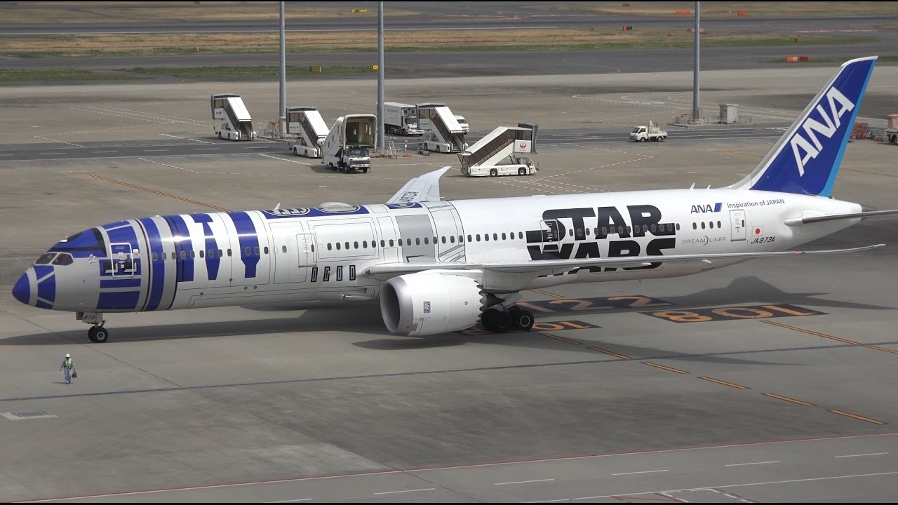 ANA Star Wars R2-D2 Livery Boeing 787-9 JA873A [HND/RJTT]