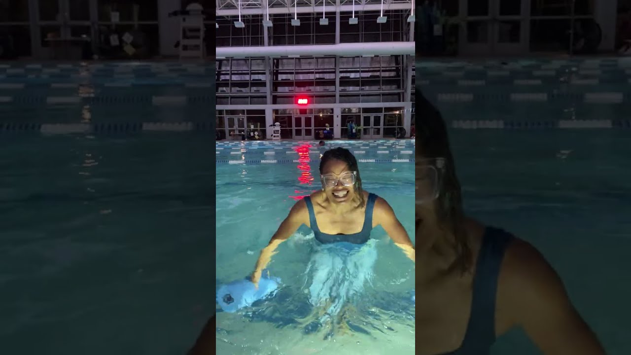 Water aerobics for a  #healthylifestyle year round options aqua fitness 