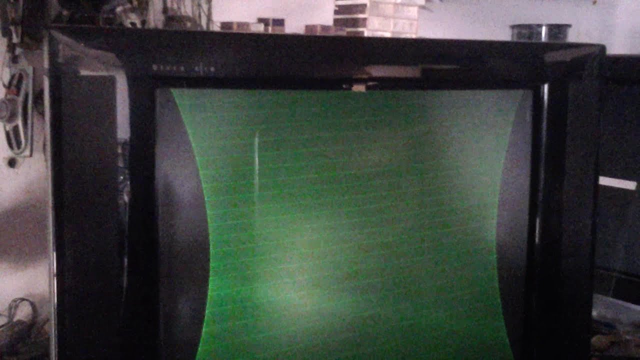 { 84 }# TV LG DE 29 POLEGADAS SEM IMAGEM SEM SOM E COM EFEITO ALMOFADA.