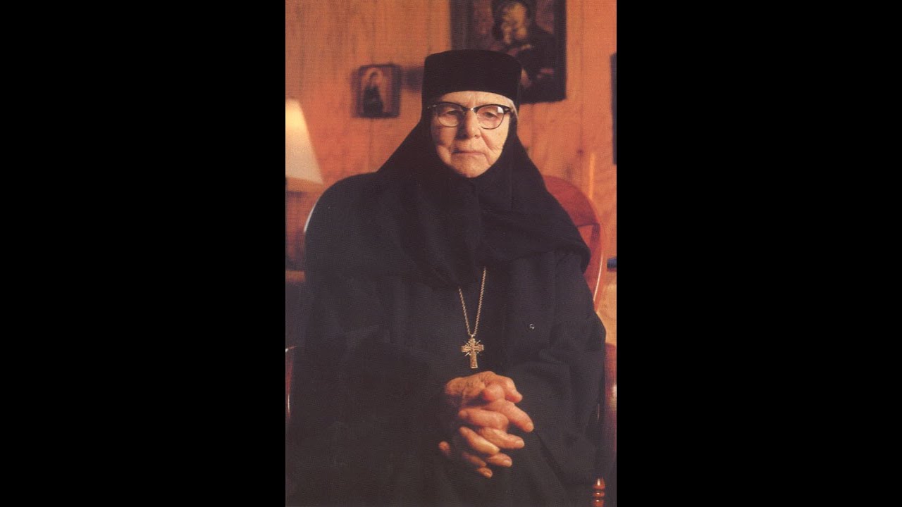 Maica Alexandra (Principesa Ileana a României) - Din istoria României (1986)