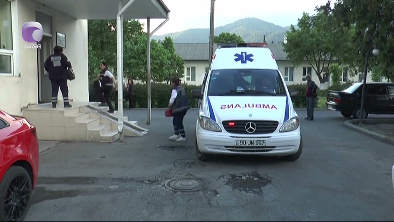 Ayağını ş&uuml;şə kəsən kişi vəfat edib