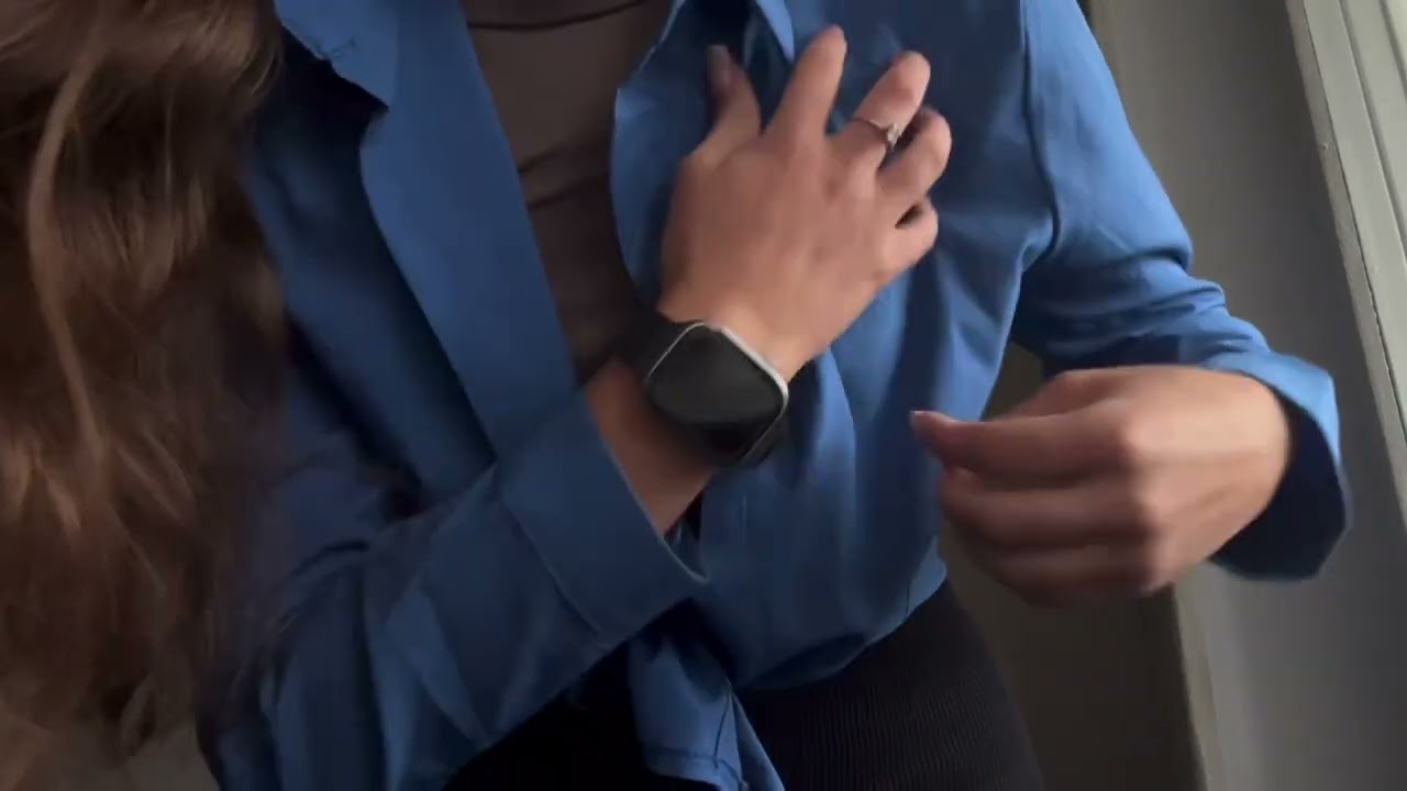 ASMR scratching clothes🤩