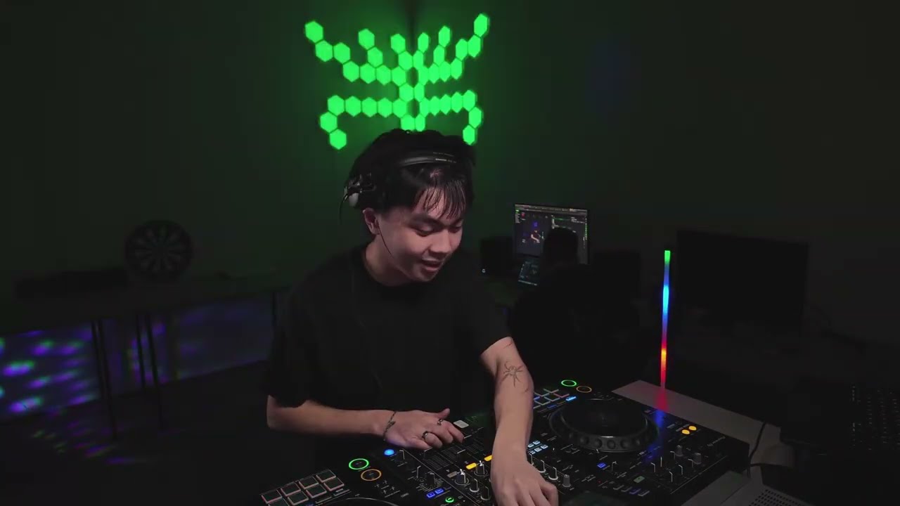 TuesRave #6❤️‍🔥 w/  DØM