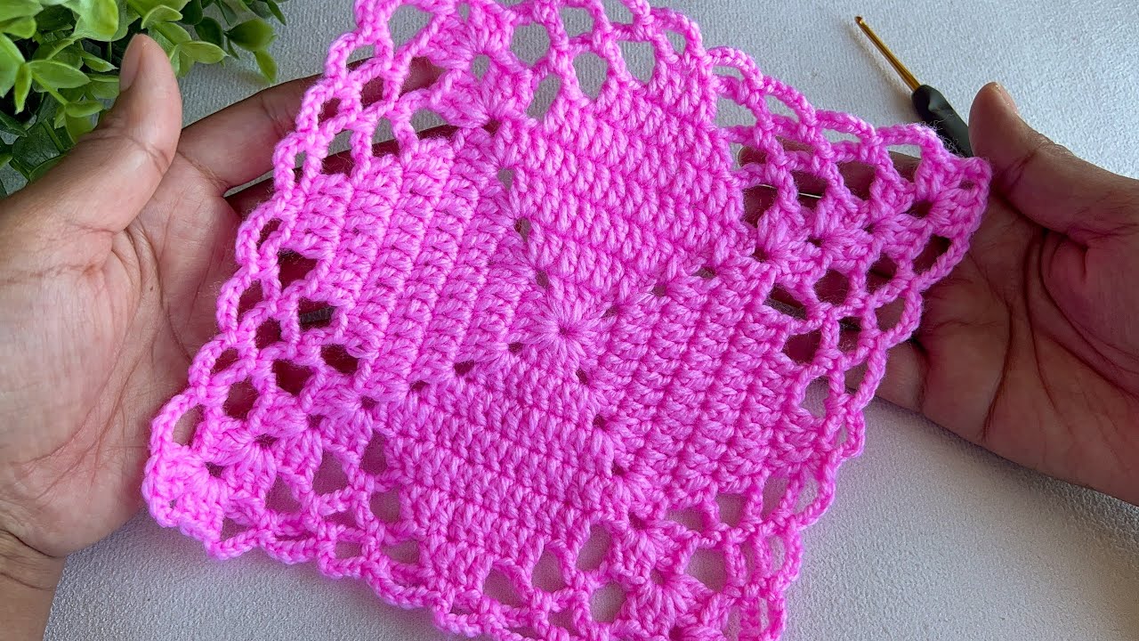 Very easy crochet granny square motif pattern for beginners