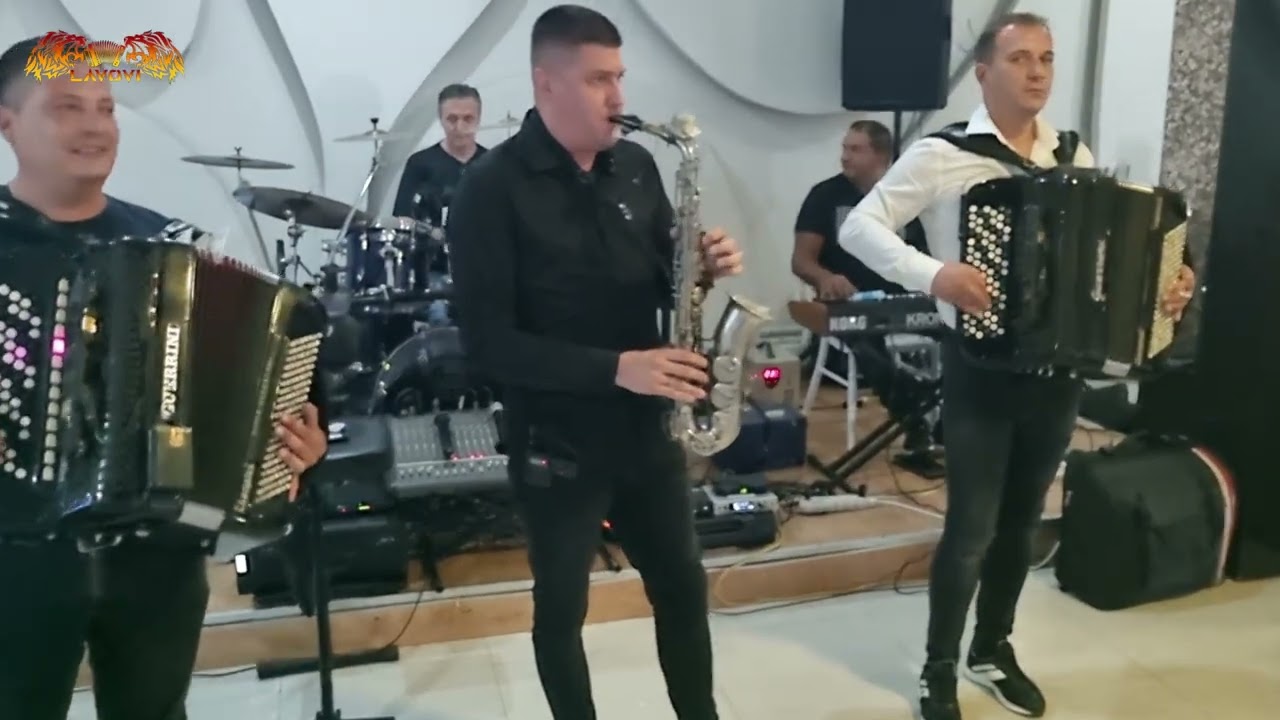 Orkestar Darka Antica LAVOVI & Milan Strasni - Punoletstvo u Krusevcu - Lazarev Dvor