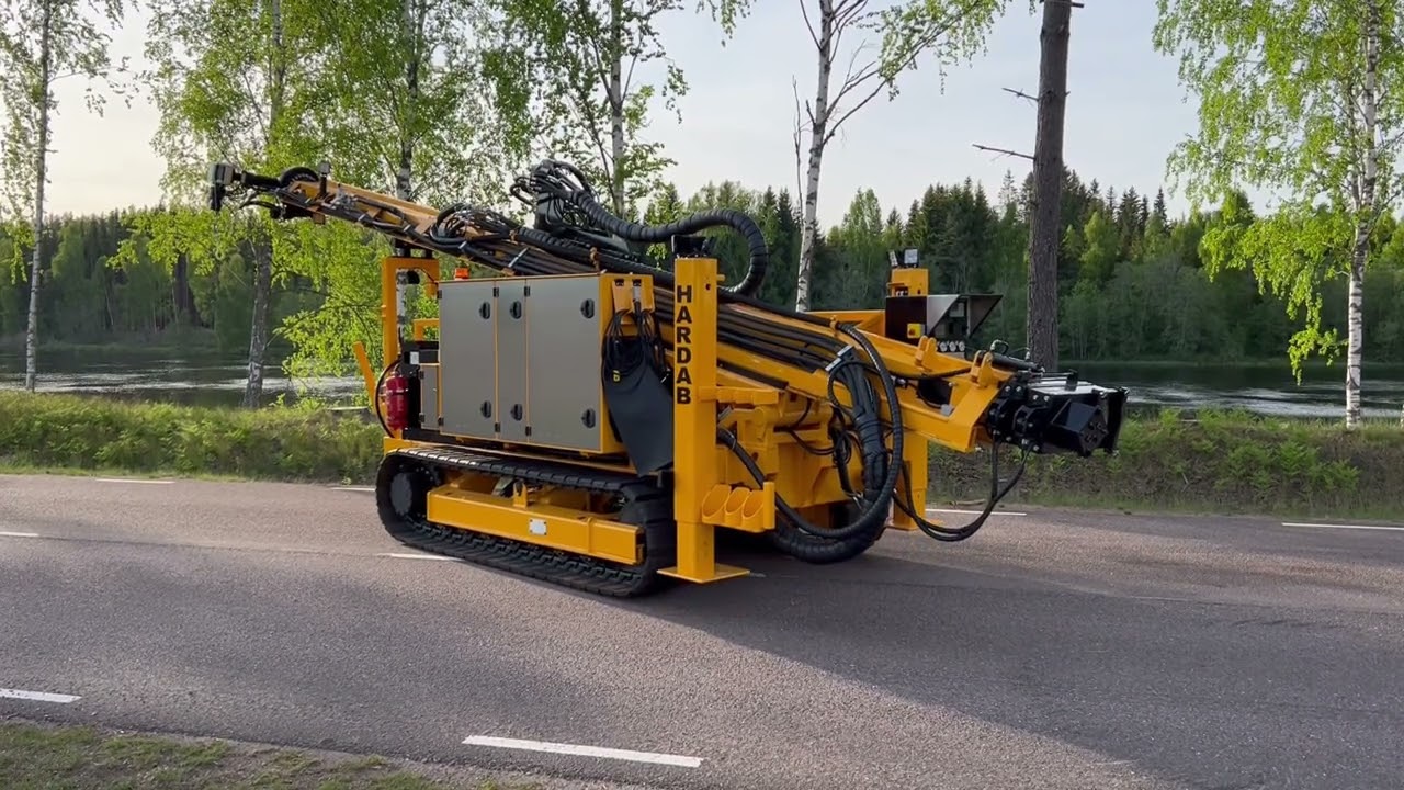 Fully Radio-Controlled Drilling Rig - Product Demonstration - Tramming, Jacks & Mast