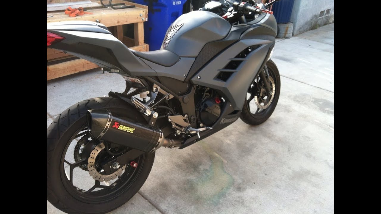 HotBodies Kawasaki Ninja 300 UnderTail and Rear Tire Hugger Install