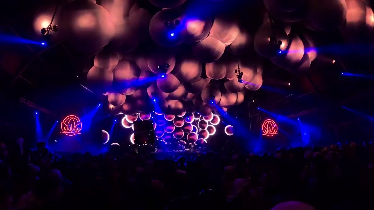 Rossi 2 EDC México 2026 Neon Garden