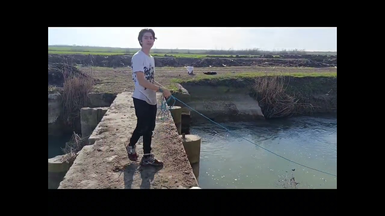 ماهیگیری با تور چتری سالیک در پارس‌آباد #fishing #ماهگیری 