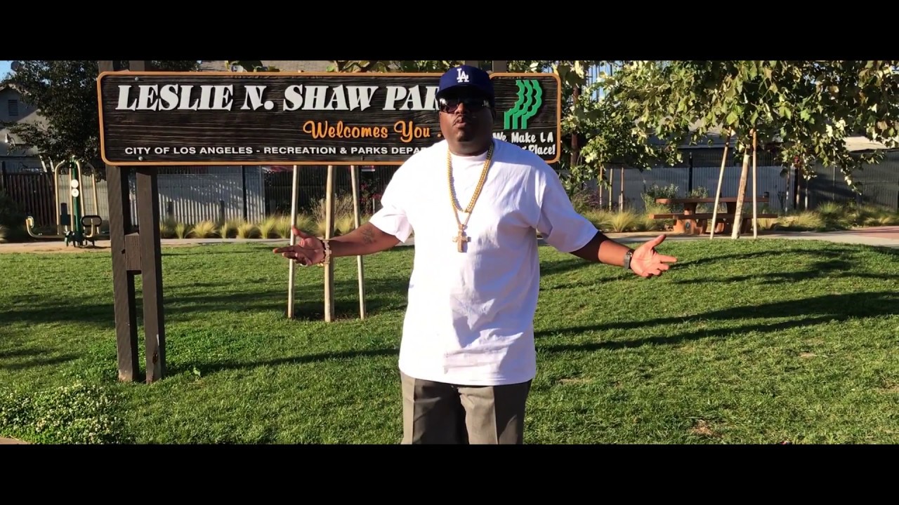 E-Roc Young   (1HUNNID)