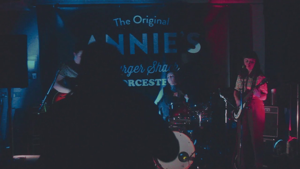 Strychnine - The VHT's - Annies Burger Shack, Worcester - 16th Nov 2019