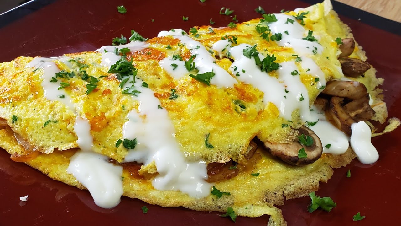 Omelette Keto Relleno de Queso y Vegetales