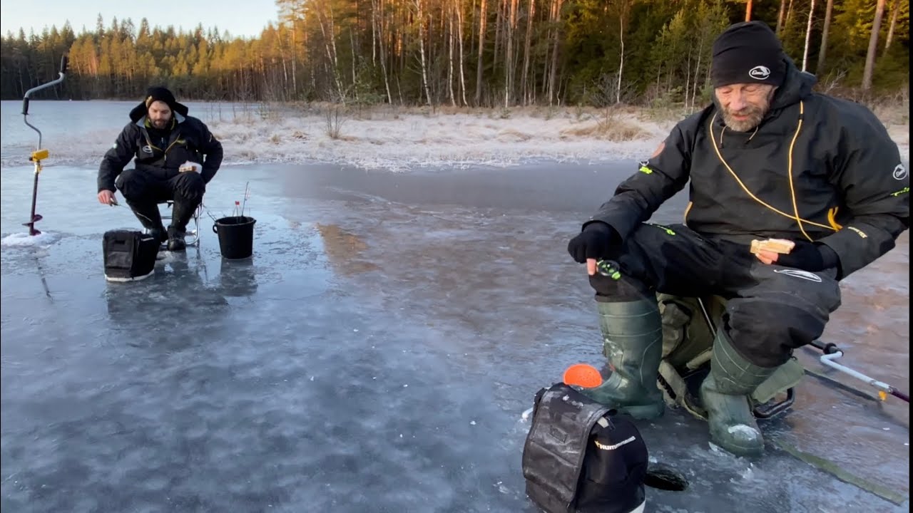 Ensimm&auml;inen pilkkireissu - Isoja ahvenia etsim&auml;ss&auml; - Pilkkiminen - Ahvenen kalastus - Eumer Fishing