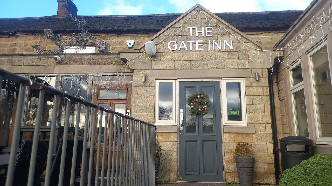 Christmas Day at The Gate, Tansley