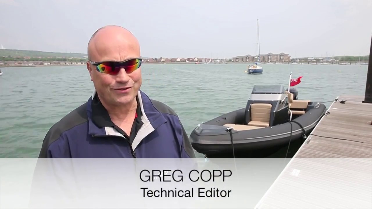 Shearwater 890S  on test with Powerboat & RIB magazine