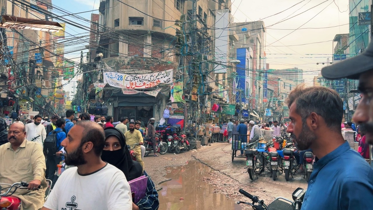 🇵🇰 Лахор, Пакистан: Urdu Bazar – книжная столица Пакистана