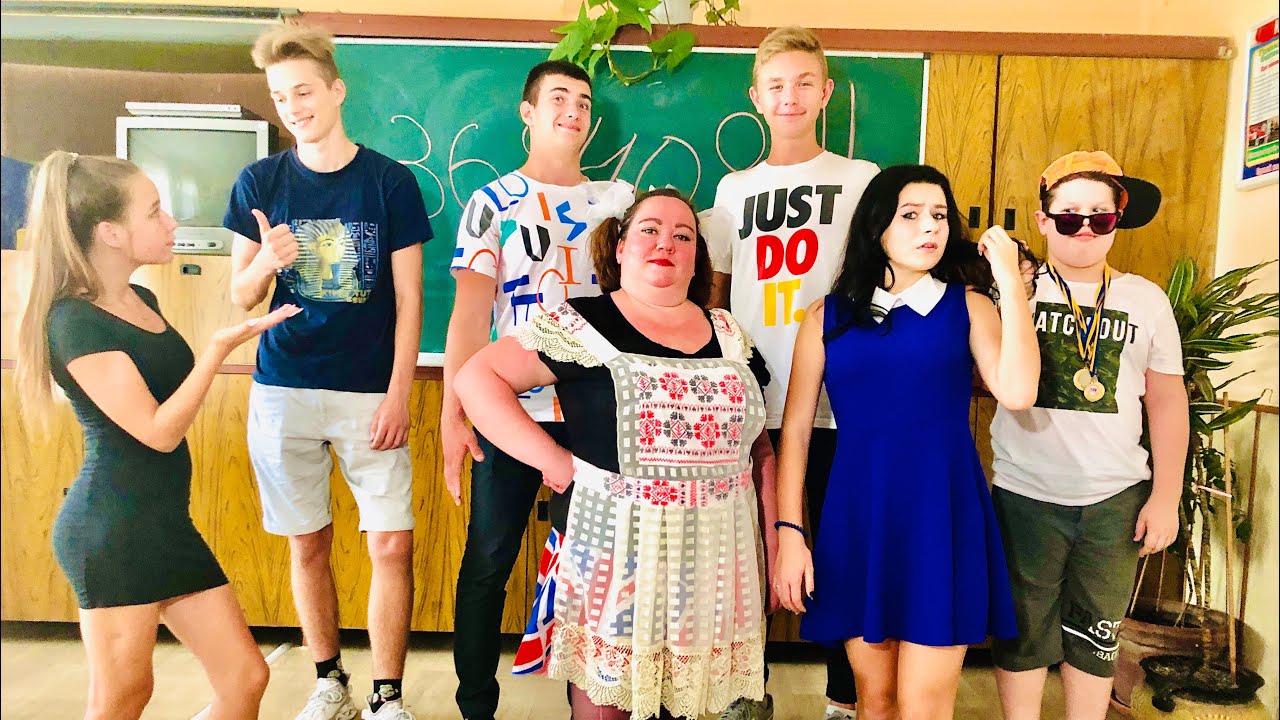 НОВАЯ УЧЕНИЦА АДА СПОРТИВНАЯ!) А не нужно было играть на желание!))