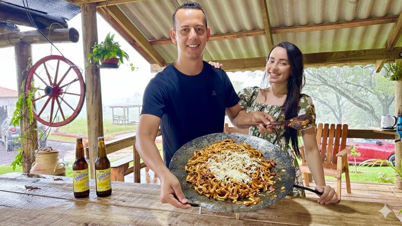 MACARRÃO NO DISCO DE ARADO: A Melhor Receita no Rancho Simplão!😋✅