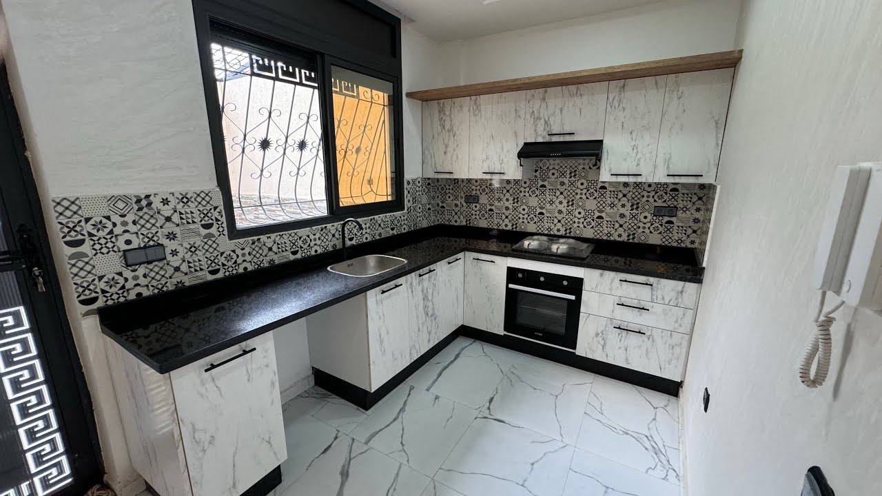 شقة فيها 65متر 38مليون فيها شروط للدعم سيدي رحال الشاطىء 0670521550