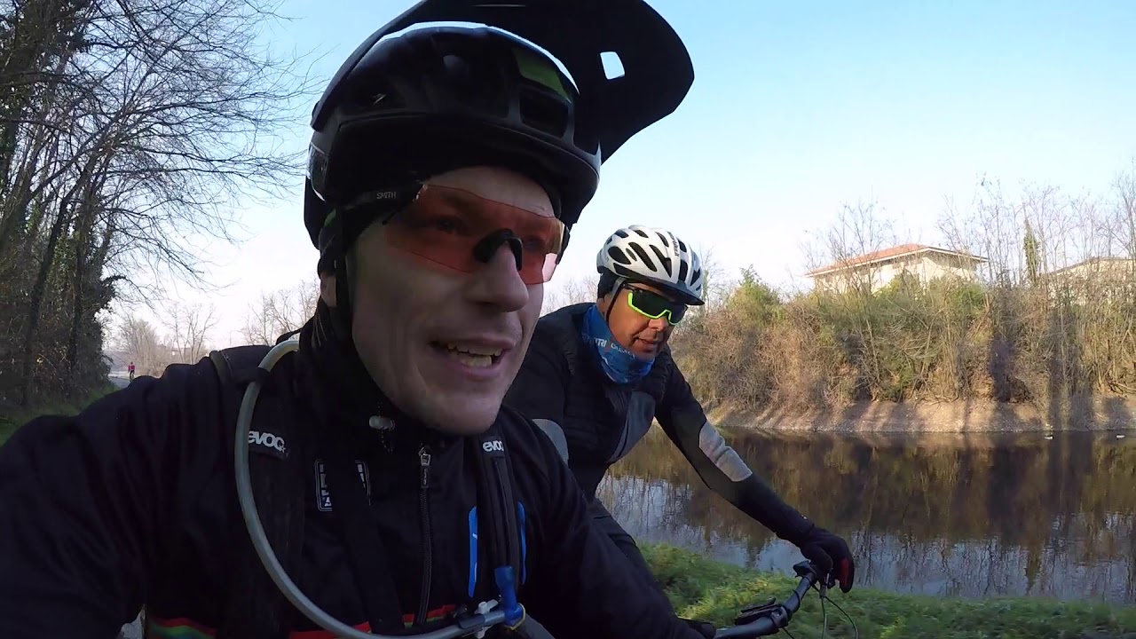 TEST E-BIKE CUBE STEREO 140 HPC SL 625 29