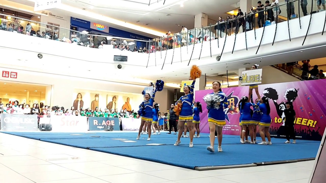 Muriel at Cheer 2017