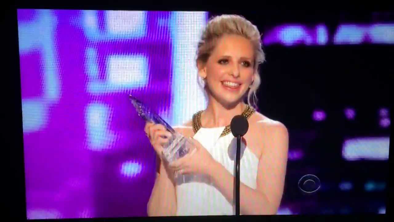 Sarah Michelle Gellar wins People Choice Award 2014