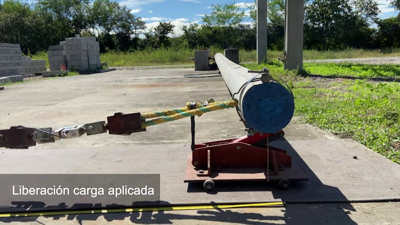 Prueba flexión y rotura de poste en concreto 14m X 1050 KGF PAT