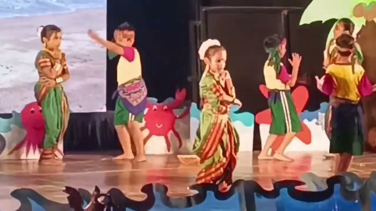 Mi Aayi coli #annualfunction #school #dance #dancevideo #marathisong 