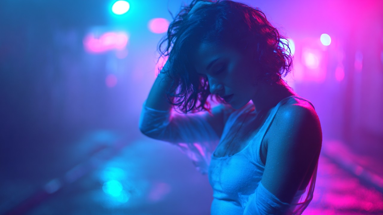 Stronger Than I Show | 80s Revival Synthwave / Retrowave / Dreamwave / Emotional Synthpop