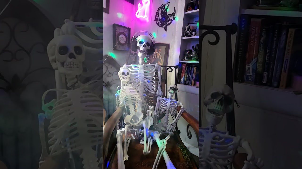 #spooky #hauntedtrap #weedqueen #boney