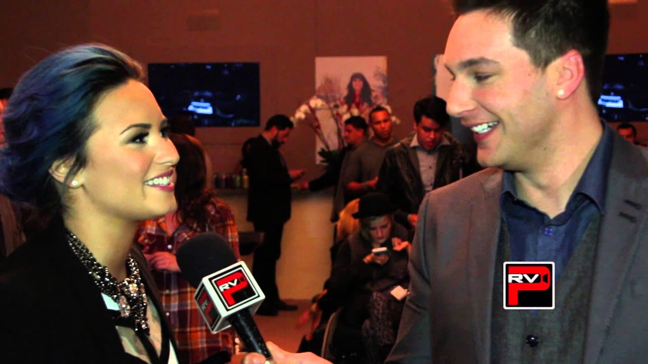Demi Lovato Raps 