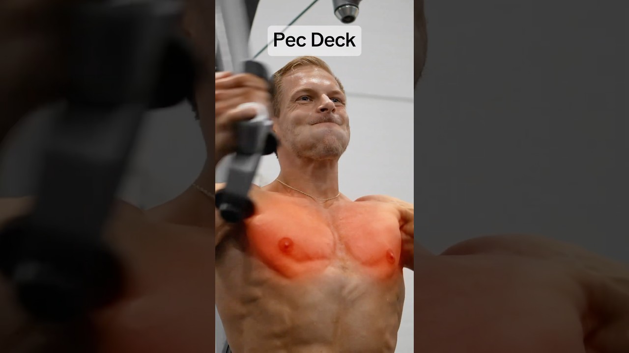 PeckDeck najlep&scaron;&iacute; cvik #fitness #gym #posilovna #svaly