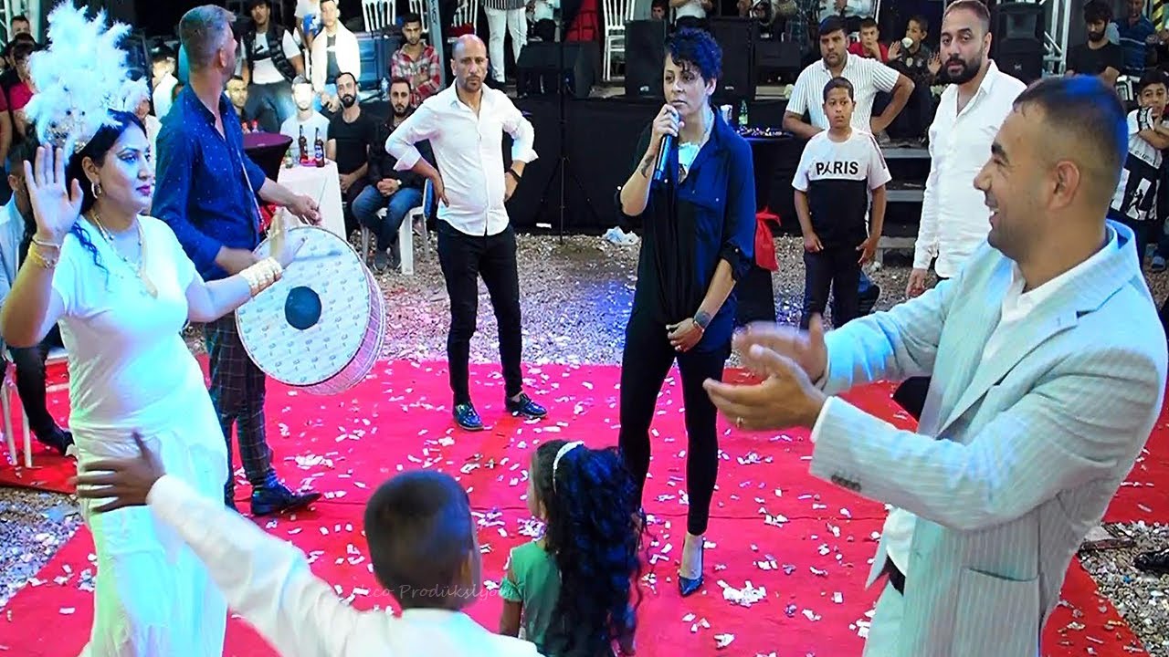 BÖYLE DÜĞÜN 40 YILDA BİR OLUR