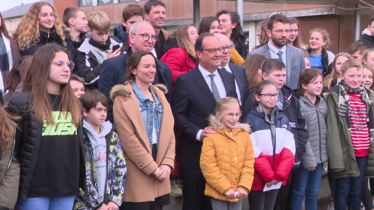 François Hollande dans un collège de l'Eure