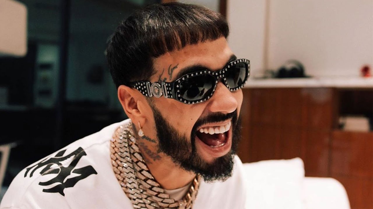 Anuel AA – Calles, Dolor y Soledad (Official Music Video)