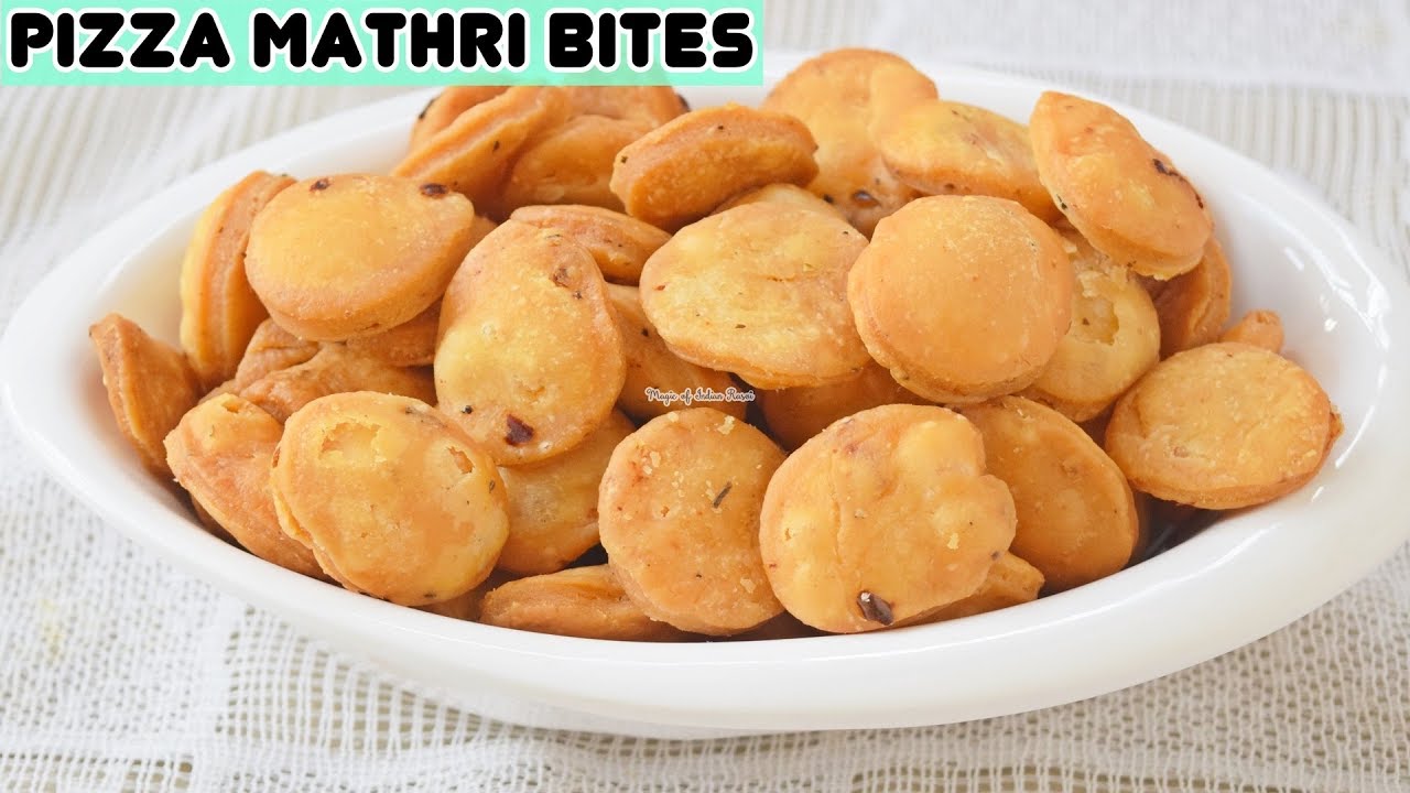 दीवाली के लिए बनाये नए तरीके की पिज़्ज़ा मठरी - Pizza Mathri Bites Recipe - Priya R