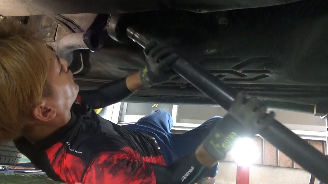 ベンツのプロペラシャフトをリフレッシュする！！