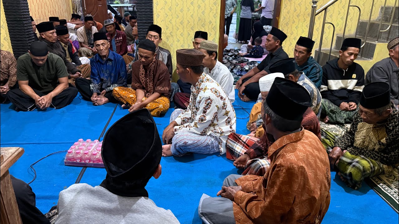 Kirim Doa 1 Tahunnya Almh Mbah Siti Rohma Di Rumahnya Lek Santo