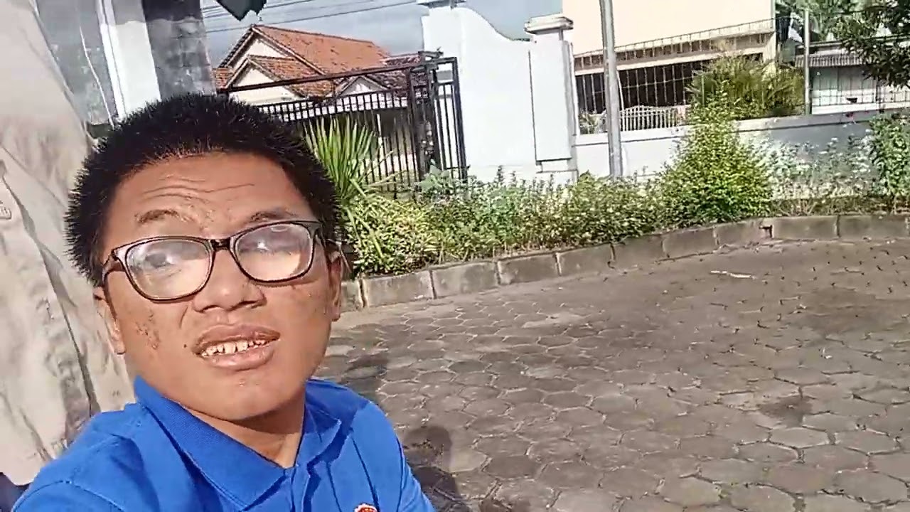 Jalan2 naik korsi roda