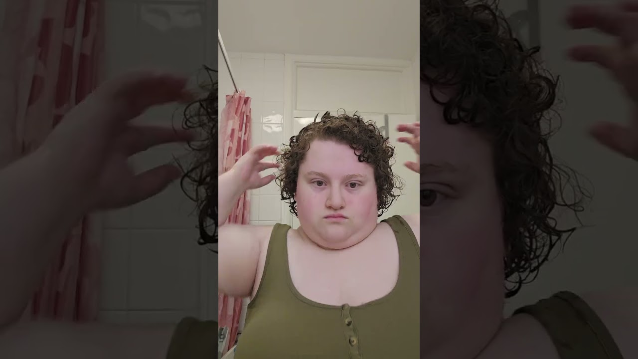 My first curly hair video