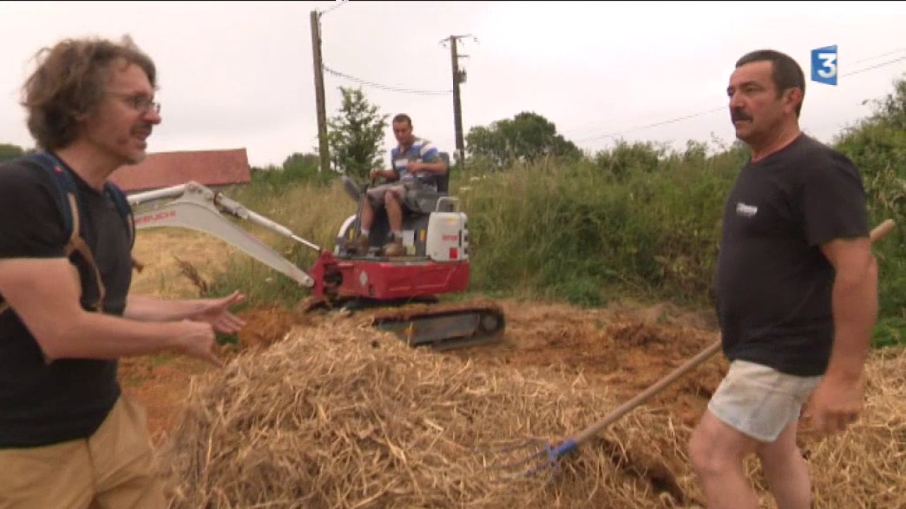 PAGE ETE : d&eacute;couvrez les marais du Cotentin, dans la Manche - L' architecture en terre crue