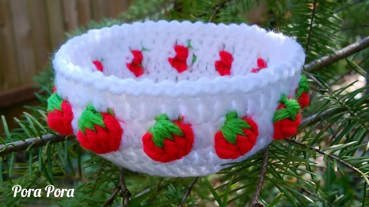 Crochet Strawberry Basket I Scrap Yarn Crochet Projects I Pora Pora Crochet