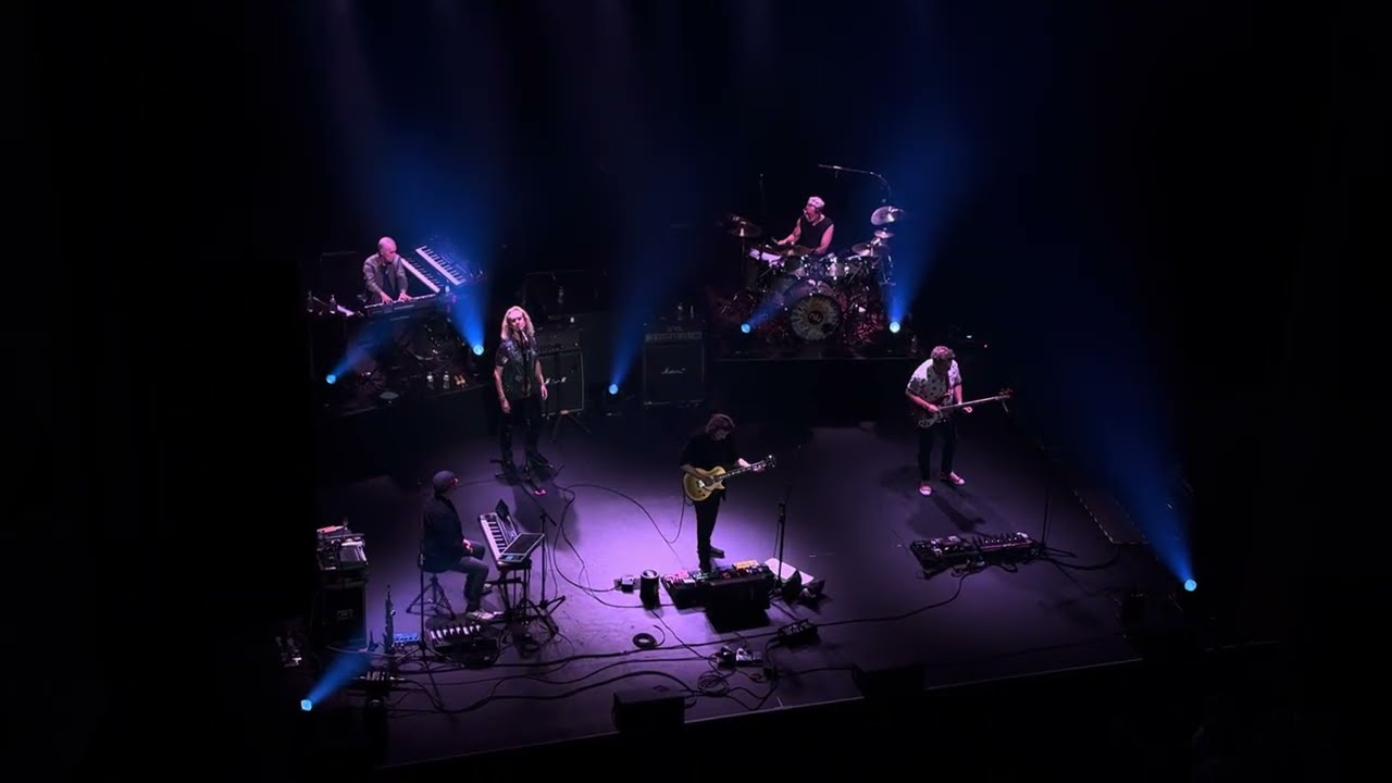 Steve Hackett ~ 20 E1 Firth Of Fifth ~ 11-21-2025 Live at The Moore Theatre Seattle, WA